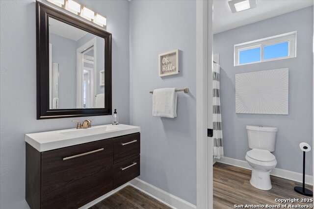 Image 29 of 47 For 714 Misty Water Ln