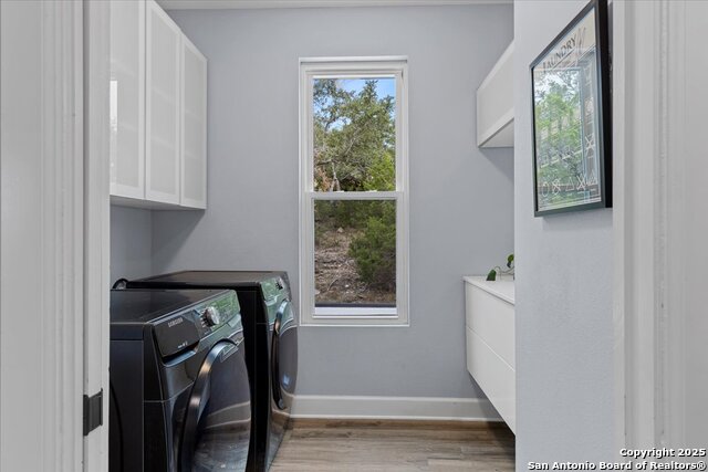 Image 31 of 47 For 714 Misty Water Ln