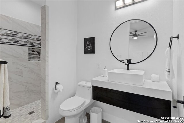 Image 34 of 47 For 714 Misty Water Ln