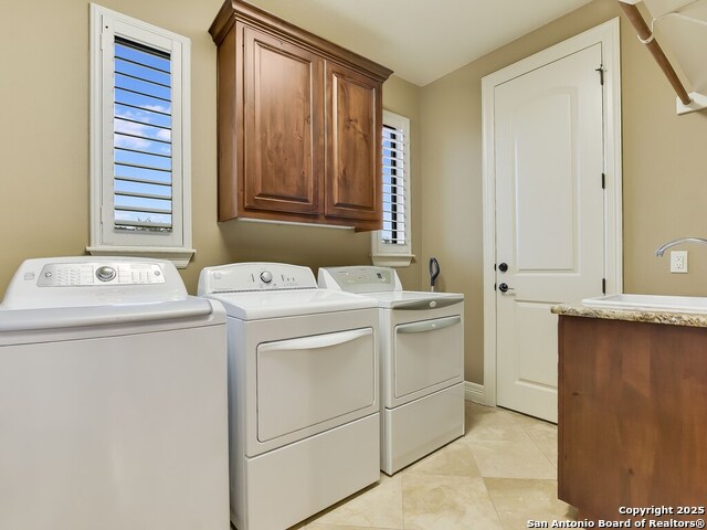 Listing photo id 22 for 21913 Mockingbird Street