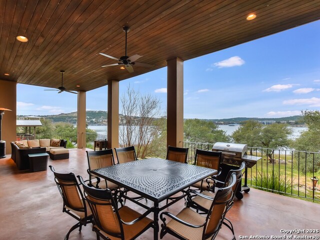 Listing photo id 27 for 21913 Mockingbird Street