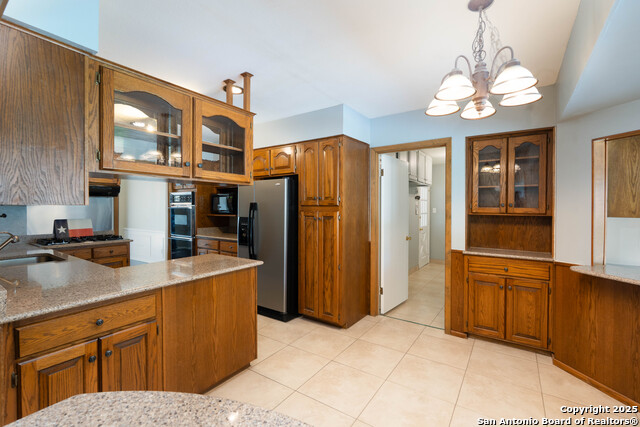 Image 14 of 39 For 9806 Greentree Dr.