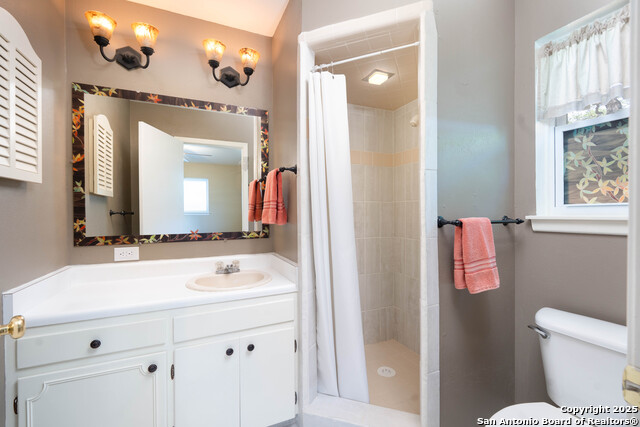 Image 24 of 39 For 9806 Greentree Dr.