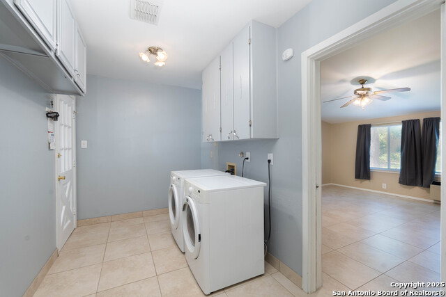 Image 27 of 39 For 9806 Greentree Dr.