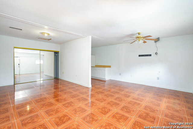 Image 20 of 26 For 1106 Boling Brook