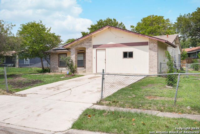 Image 3 of 26 For 1106 Boling Brook