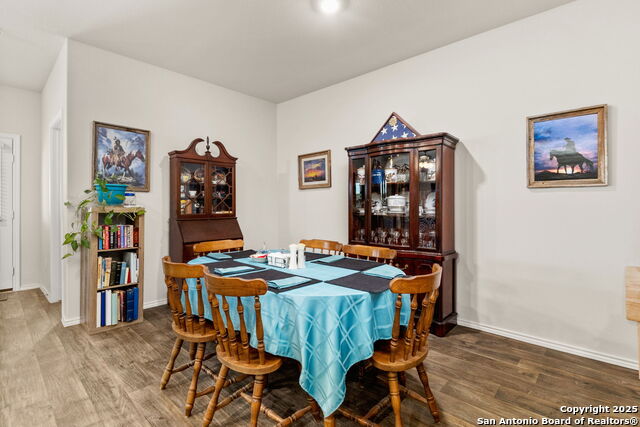 Listing photo id 8 for 848 Pronghorn Trail