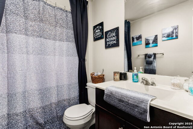 Listing photo id 15 for 848 Pronghorn Trail