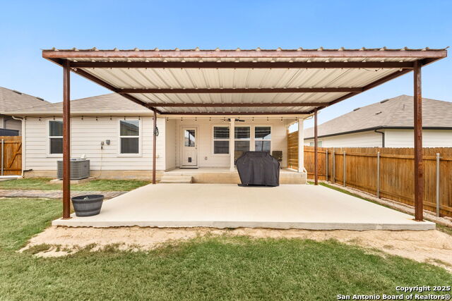 Listing photo id 18 for 848 Pronghorn Trail