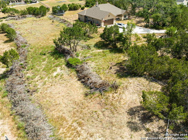Listing photo id 13 for 276 Prairie Tea Ln