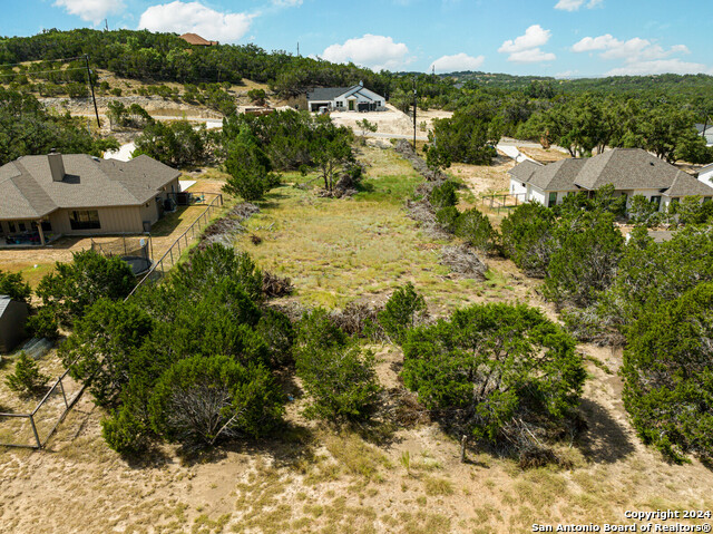 Listing photo id 7 for 276 Prairie Tea Ln