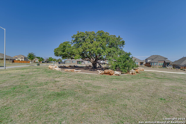 Image 40 of 49 For 2261 Kiskadee Dr