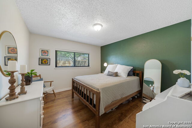 Listing photo id 17 for 8035 Misty Park