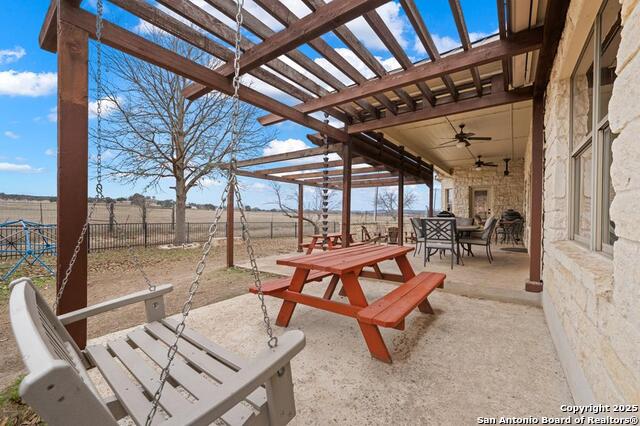 Listing photo id 22 for 2956 Dry Hollow Drive