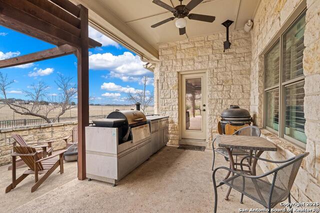 Listing photo id 24 for 2956 Dry Hollow Drive