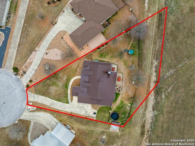 Listing photo id 28 for 2956 Dry Hollow Drive