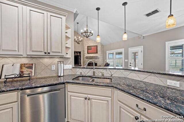 Listing photo id 2 for 2956 Dry Hollow Drive