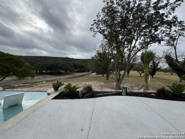 Listing photo id 18 for 1275 Cypress Creek