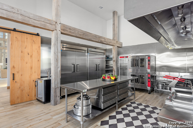 Listing photo id 20 for 3280 Highway 39