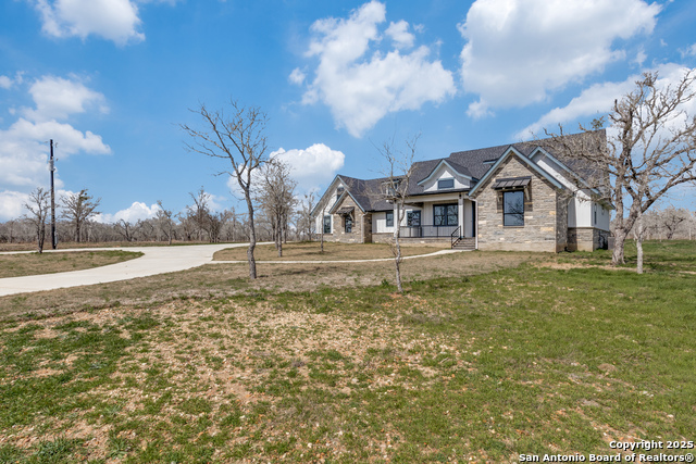 Listing photo id 0 for 485 Post Oak