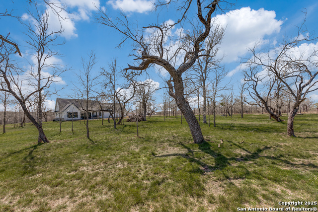 Listing photo id 31 for 485 Post Oak
