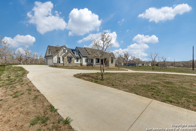 Listing photo id 33 for 485 Post Oak