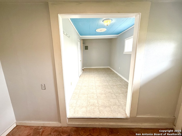 Image 5 of 11 For 2614 Monterey Street  3
