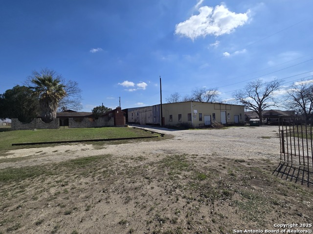 Listing photo id 11 for 8210 New Laredo