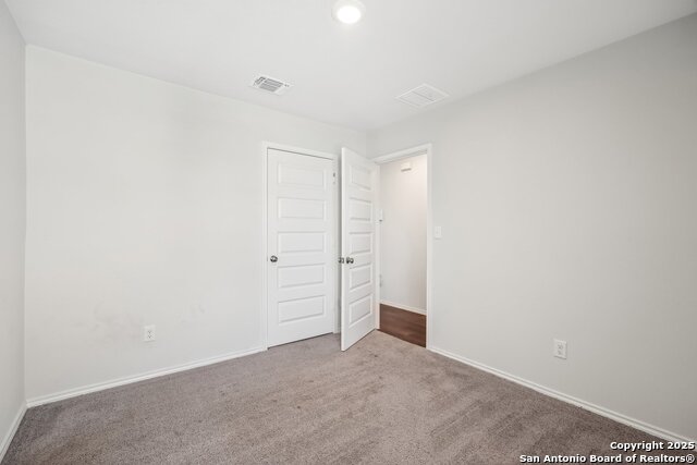 Image 26 of 35 For 5431 Frederick Bluff