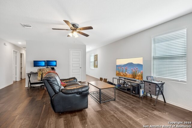 Image 7 of 35 For 5431 Frederick Bluff