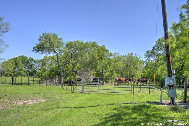 Image 43 of 46 For 4003 Fm 1349