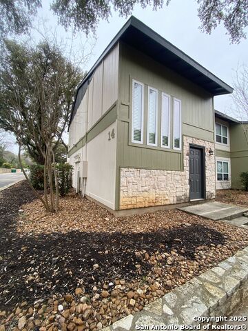 Image 2 of 6 For 100 Lorenz Rd  1401
