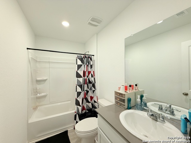 Image 21 of 23 For 8439 Violet Sapphire