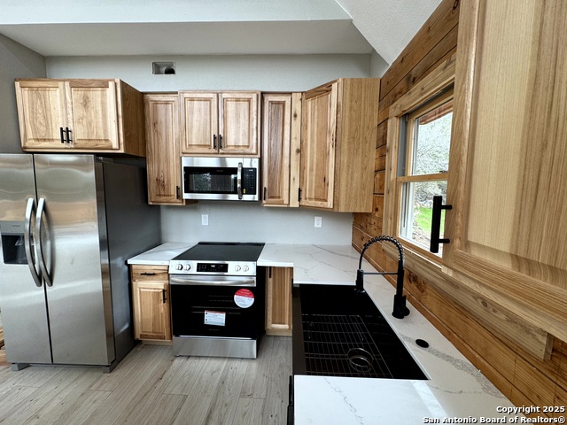 Image 14 of 51 For 1317 Estate  