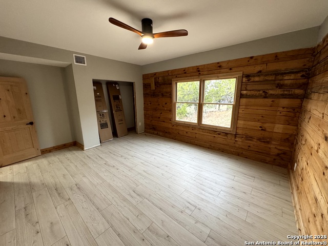 Image 36 of 51 For 1317 Estate  