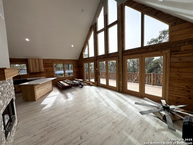 Image 8 of 51 For 1317 Estate  