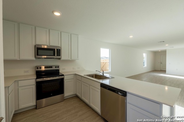 Image 11 of 52 For 1002 Snedeker Dr