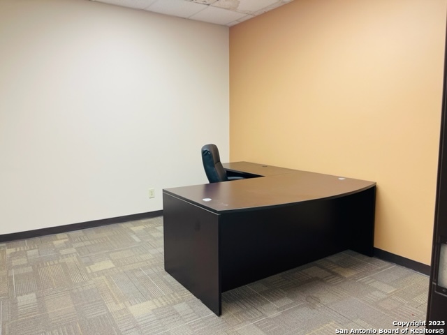 Listing photo id 6 for 119 Bobby Lou Dr