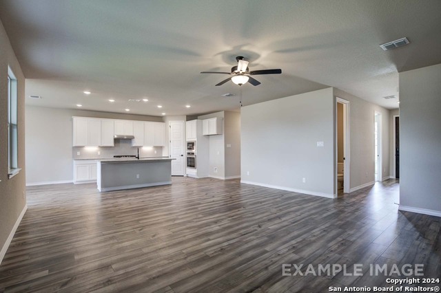 Image 17 of 38 For 2826 Sueno Point