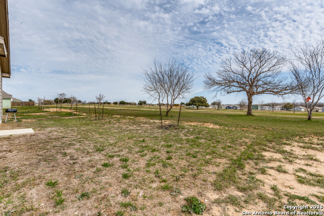 Listing photo id 12 for 13214 Dutra Road