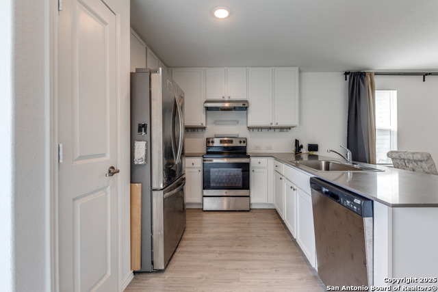 Listing photo id 4 for 13214 Dutra Road