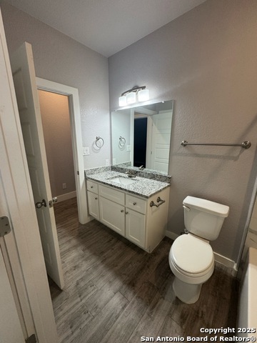 Listing photo id 14 for 6160 Eckhert  Apt 1