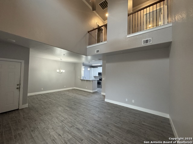 Listing photo id 27 for 6160 Eckhert  Apt 1