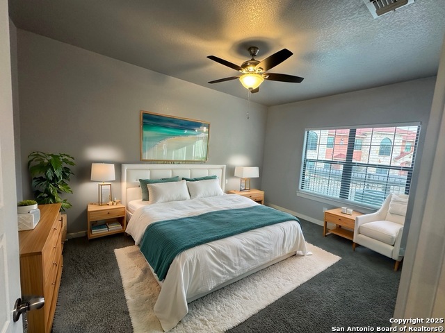 Listing photo id 33 for 6160 Eckhert  Apt 1