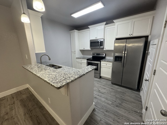 Listing photo id 2 for 6160 Eckhert  Apt 1