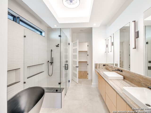 Image 17 of 32 For 116 Chama Dr