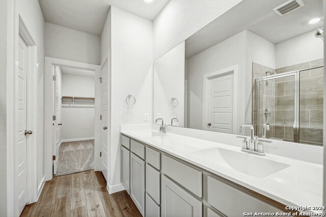 Image 14 of 26 For 2939 Angelou St.