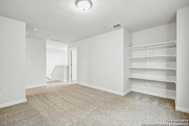 Image 18 of 26 For 2939 Angelou St.