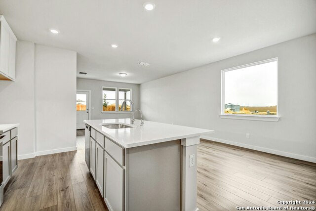 Image 6 of 26 For 2939 Angelou St.