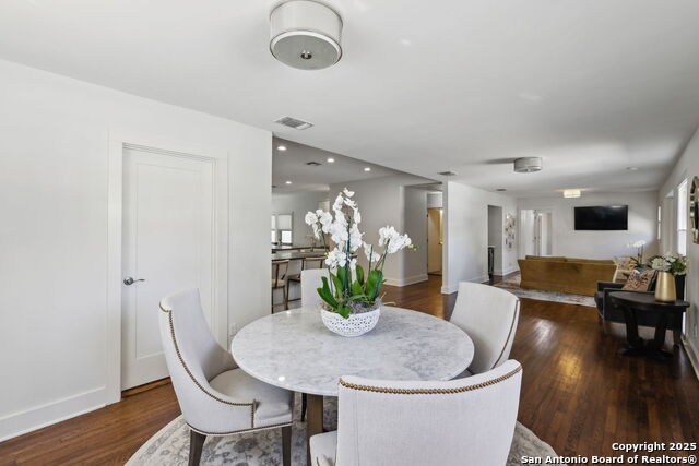 Image 10 of 56 For 260 Edgewood E